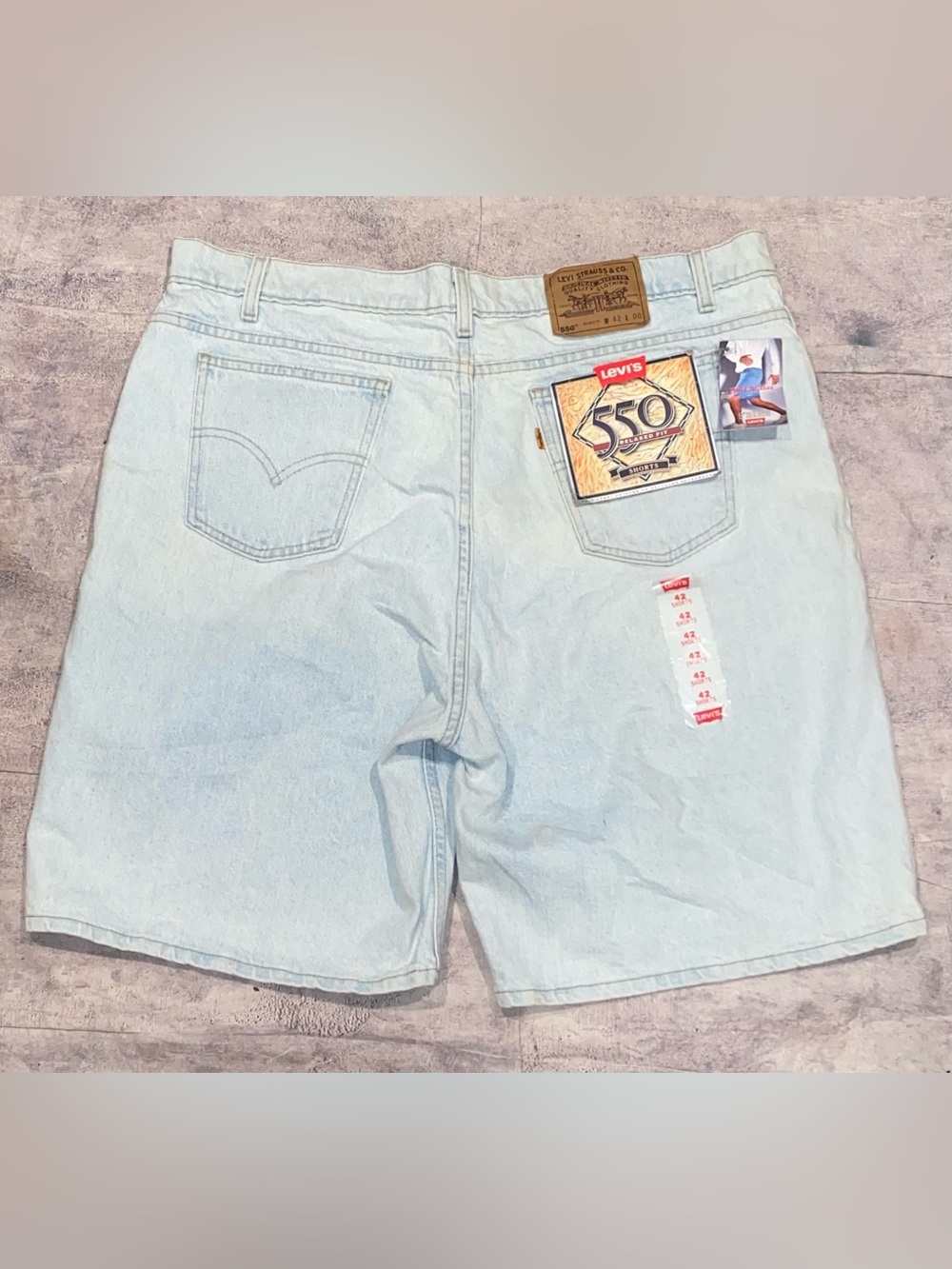 NWT 90s Levi’s Made In USA Orange Tab 550 Denim Jeans Shorts 42 Relaxed Vintage